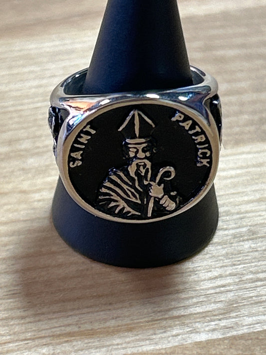 Saint Patrick Ring Size 8