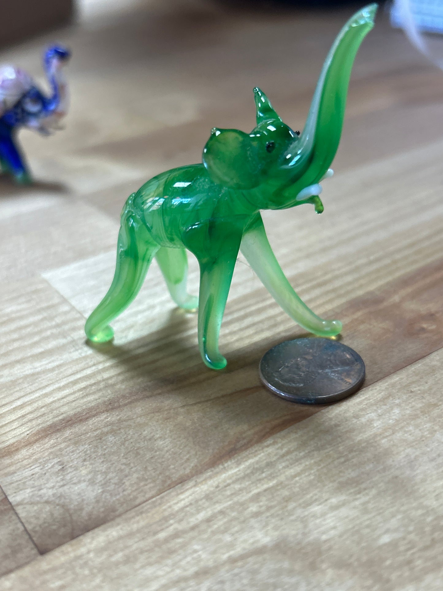 Vintage Hand blown art glass mini figurine menagerie Elephant