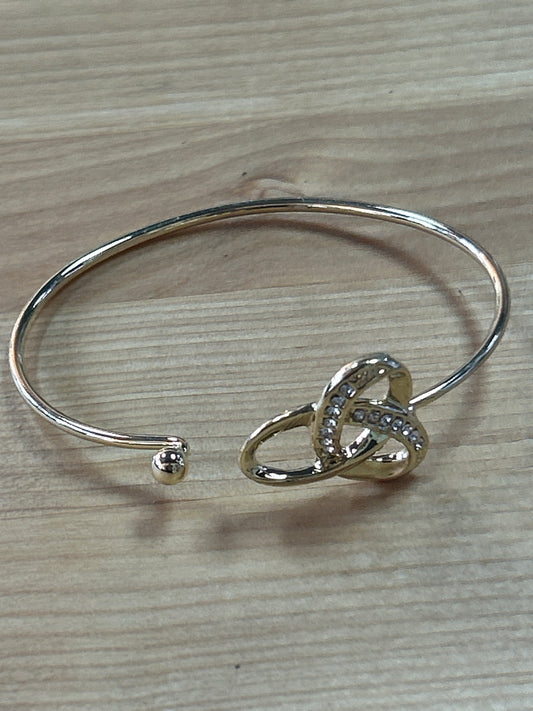 Gold tone bracelet