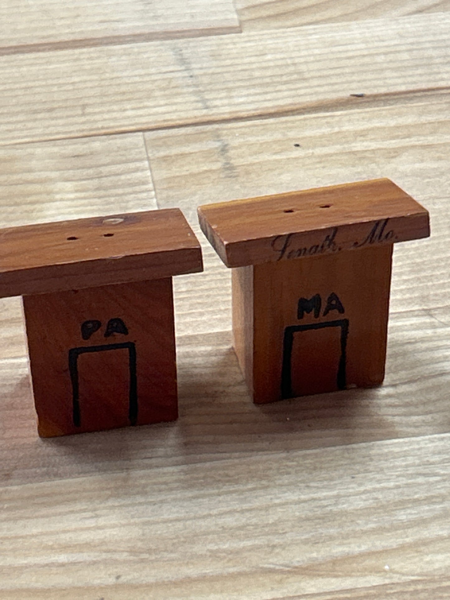 Ma and Pa salt and pepper shakers. Vintage MO.