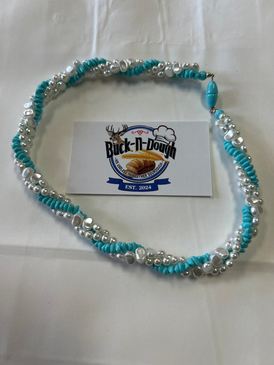 Vintage-AVON 1983 "Turquoise Impressions" Faux Pearl & Turquoise Necklace