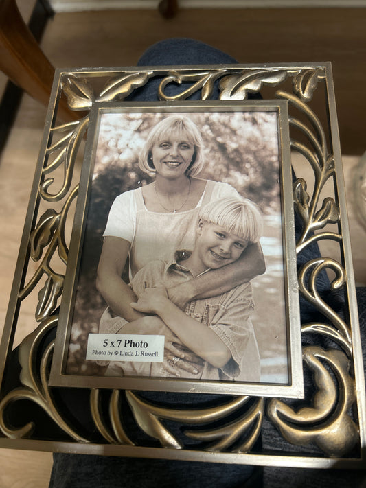 Metal picture frame 5x7