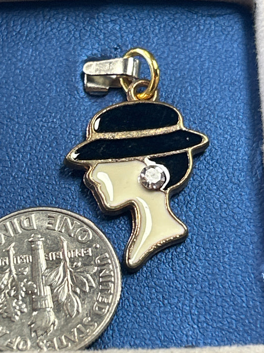 Charm (black hat women)
