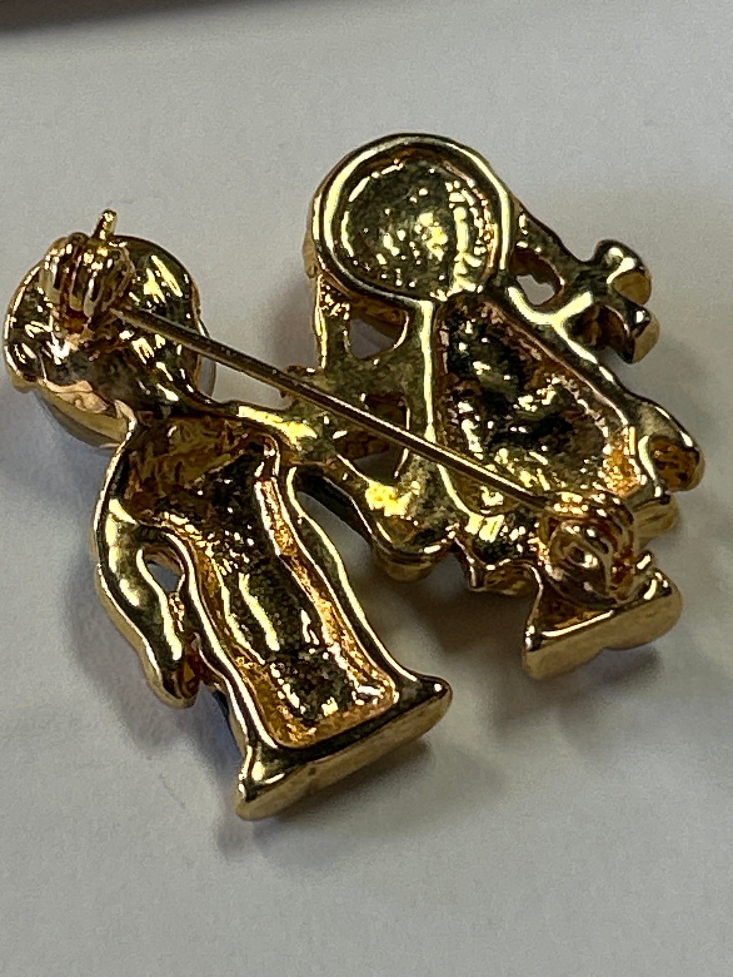 Boy & Girl Pin Brooch Goldtone Faux Pearl Children Faces Enamel Pig Tails