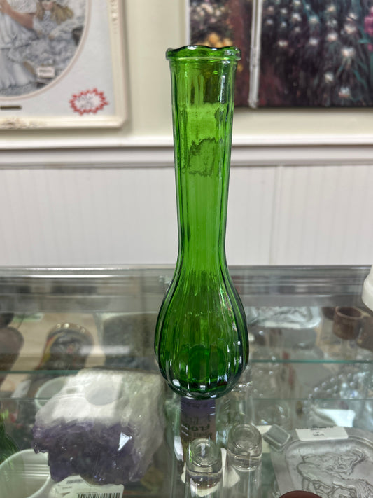 Vintage Emerald Green Glass Bud Flower Vase from CLG Co. 8 1/2”