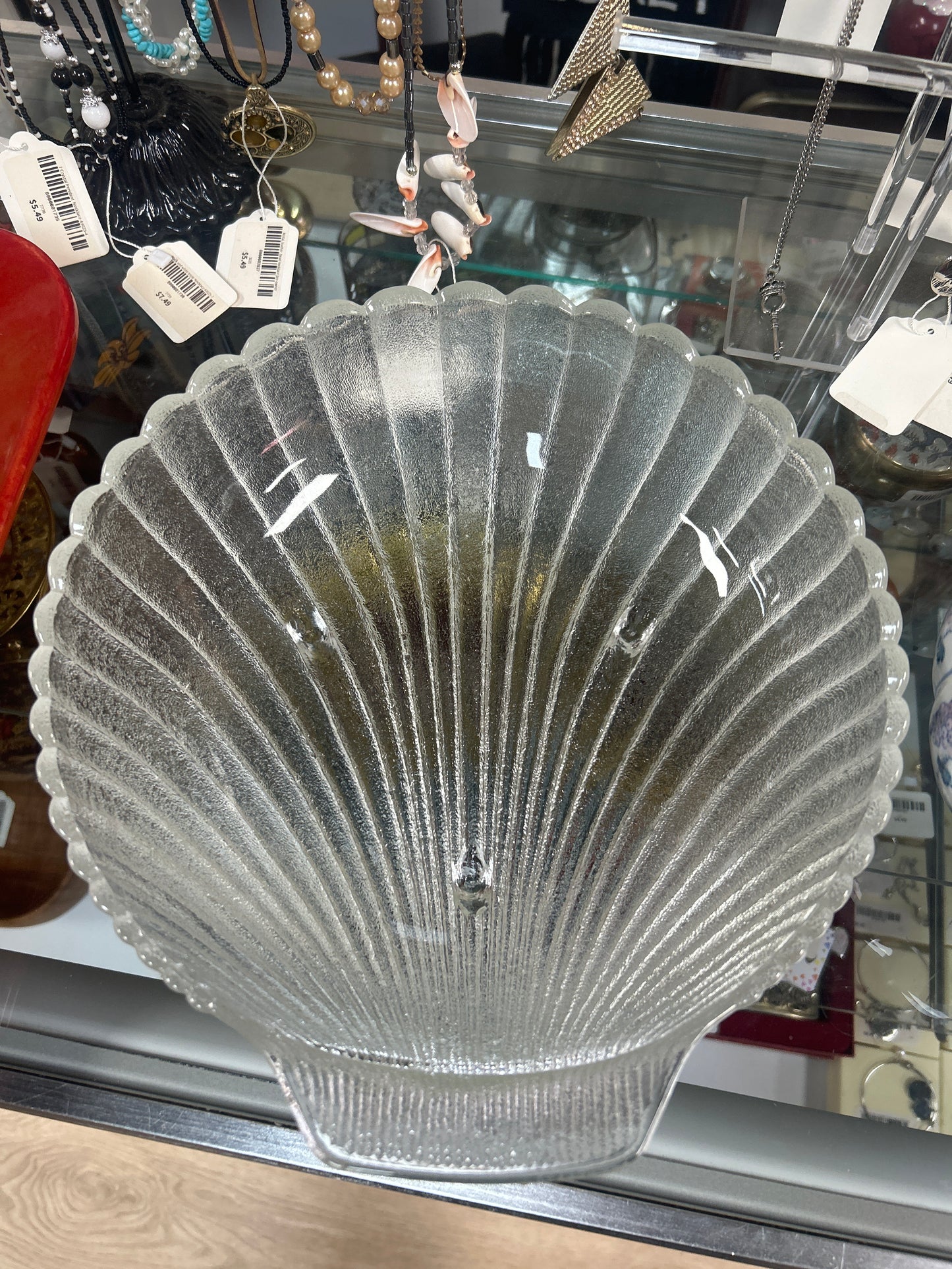 ribbed clam shell glass bowl