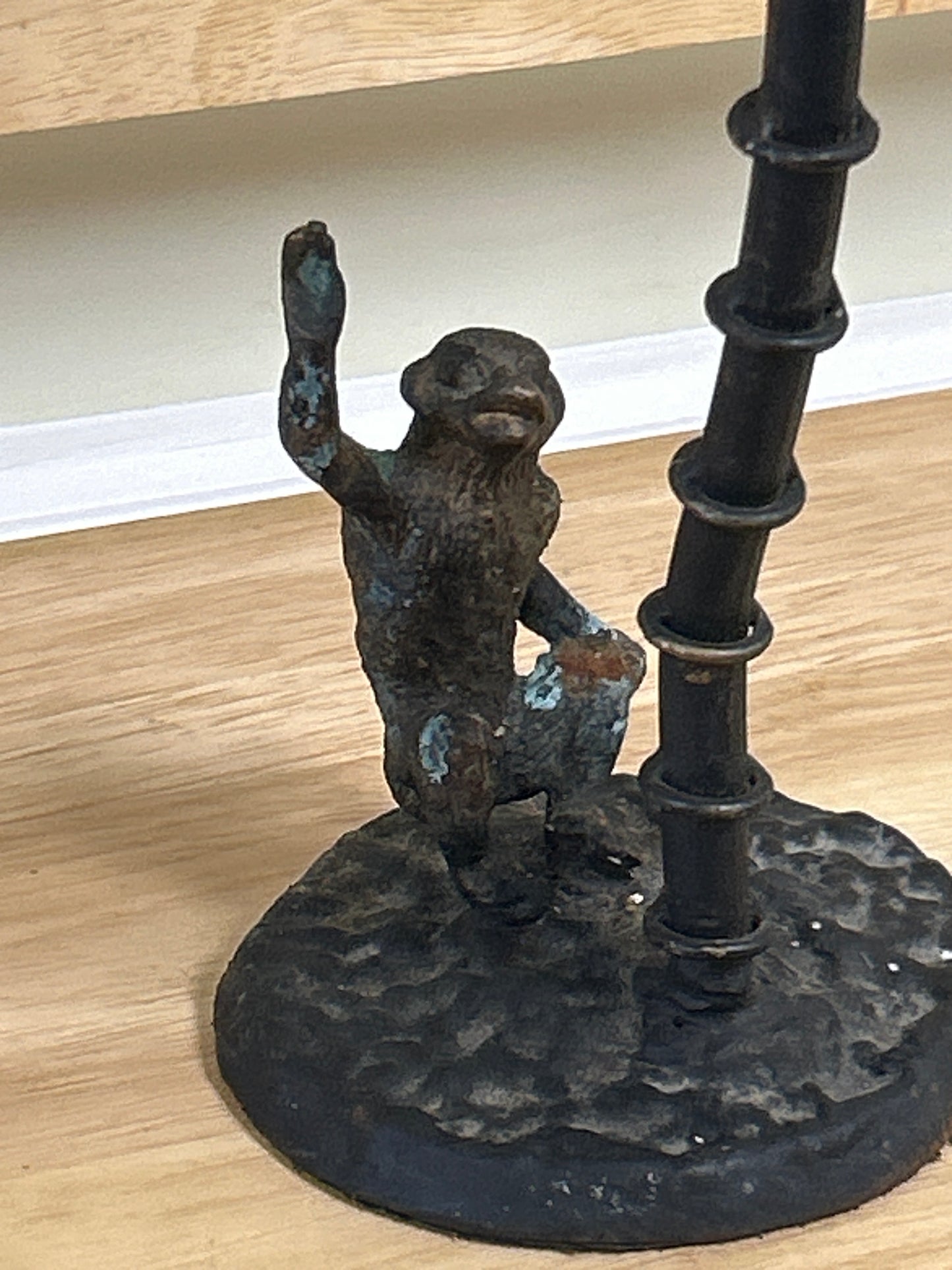 Candle Holder Palm Tree with 2 Monkeys