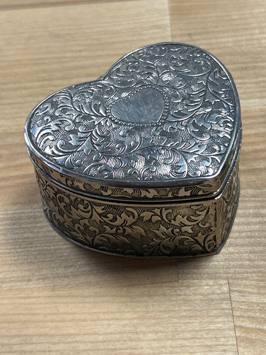 Vintage trinket ornate engraved heart shaped Jewelry Box. Hinged