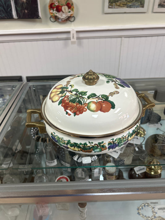 Vintage Tabletops Unlimited Kensington Garden Vitroceramic Dutch Oven or Covered Pot.