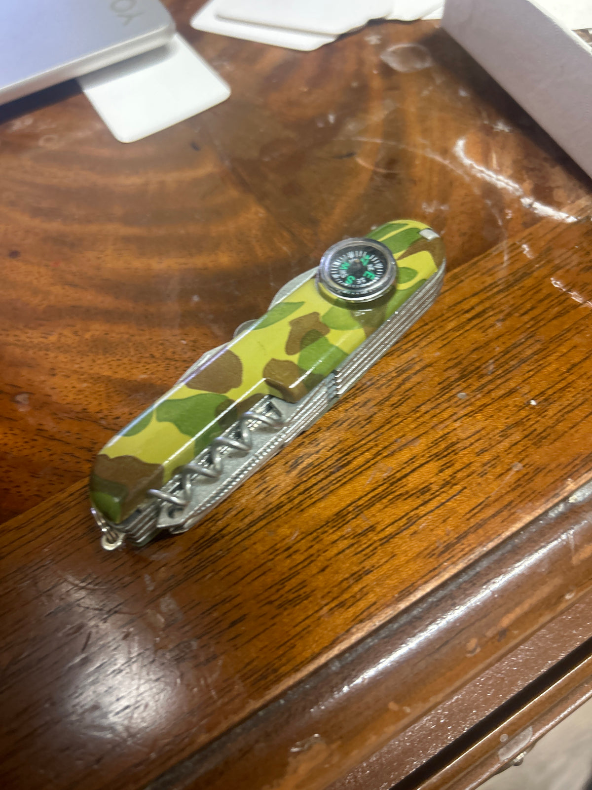 Low end camping knife