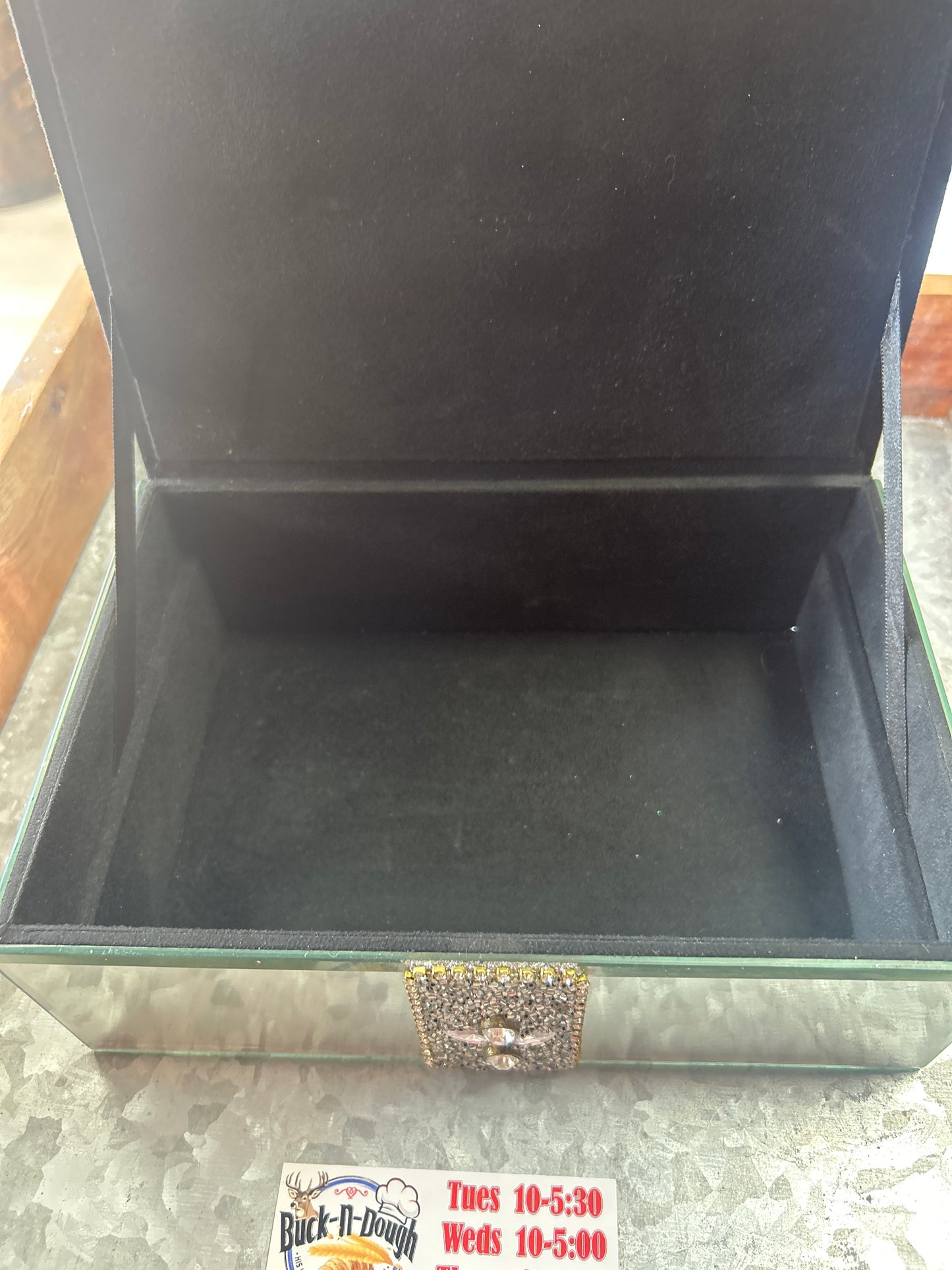 Mirrored Jewelry Box with Glass Decorations (preowned)
