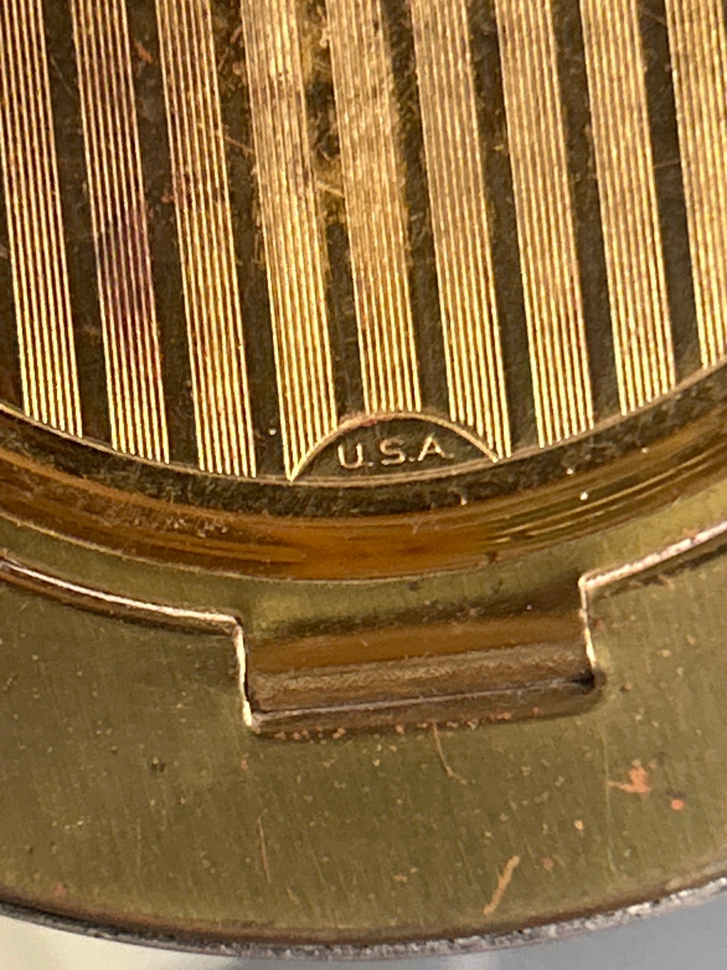 Vintage Elgin American powder compact